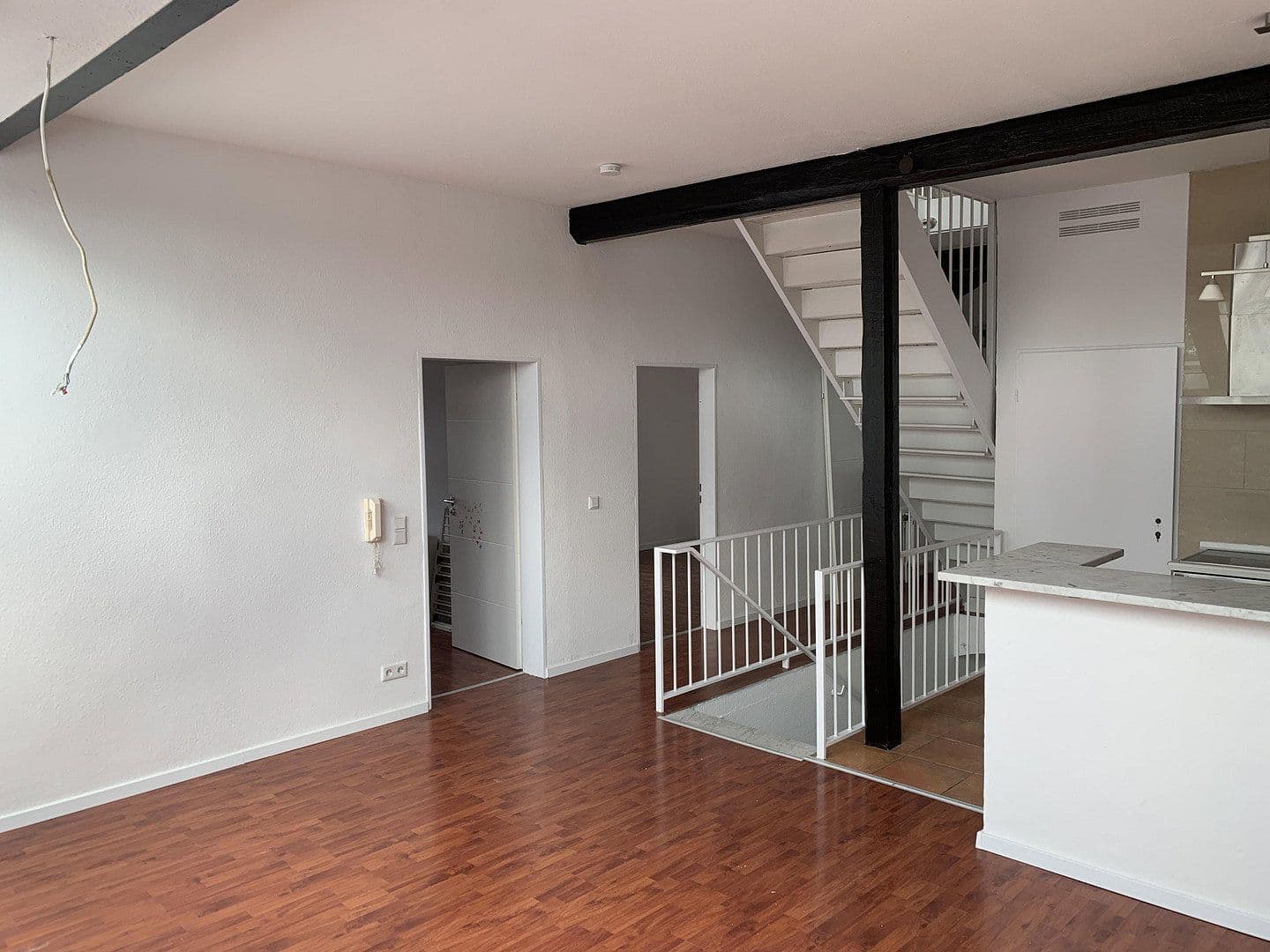 Prenájom bytu 4-izbový 92 m², Burscheider Str. 106b, Leverkusen, Severné Porýnie - Westfálsko Prenájom bytu 4-izbový 92 m², Burscheider Str. 106b, Leverkusen, Severné Porýnie - Westfálsko