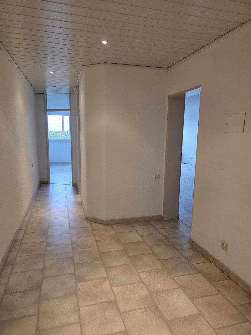 Prenájom bytu 3-izbový 100 m², Katharinenstraße 6, Essen, Severné Porýnie - Westfálsko Prenájom bytu 3-izbový 100 m², Katharinenstraße 6, Essen, Severné Porýnie - Westfálsko
