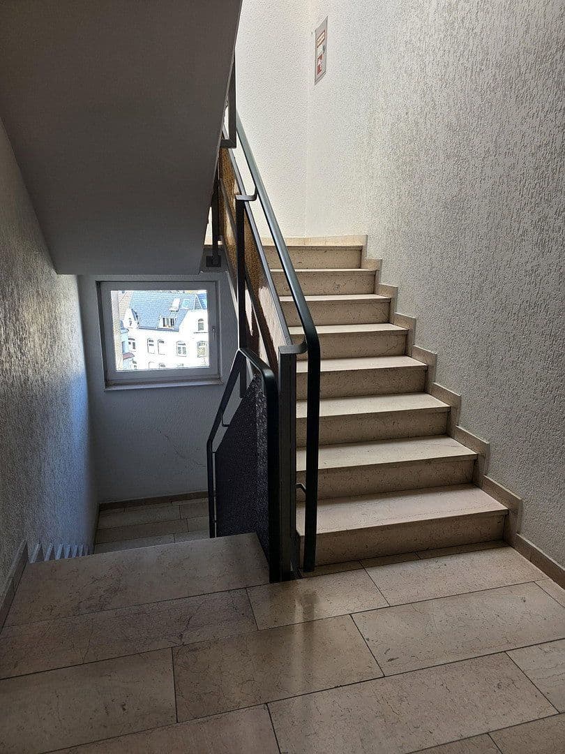 Prenájom bytu 3-izbový 100 m², Katharinenstraße 6, Essen, Severné Porýnie - Westfálsko Prenájom bytu 3-izbový 100 m², Katharinenstraße 6, Essen, Severné Porýnie - Westfálsko