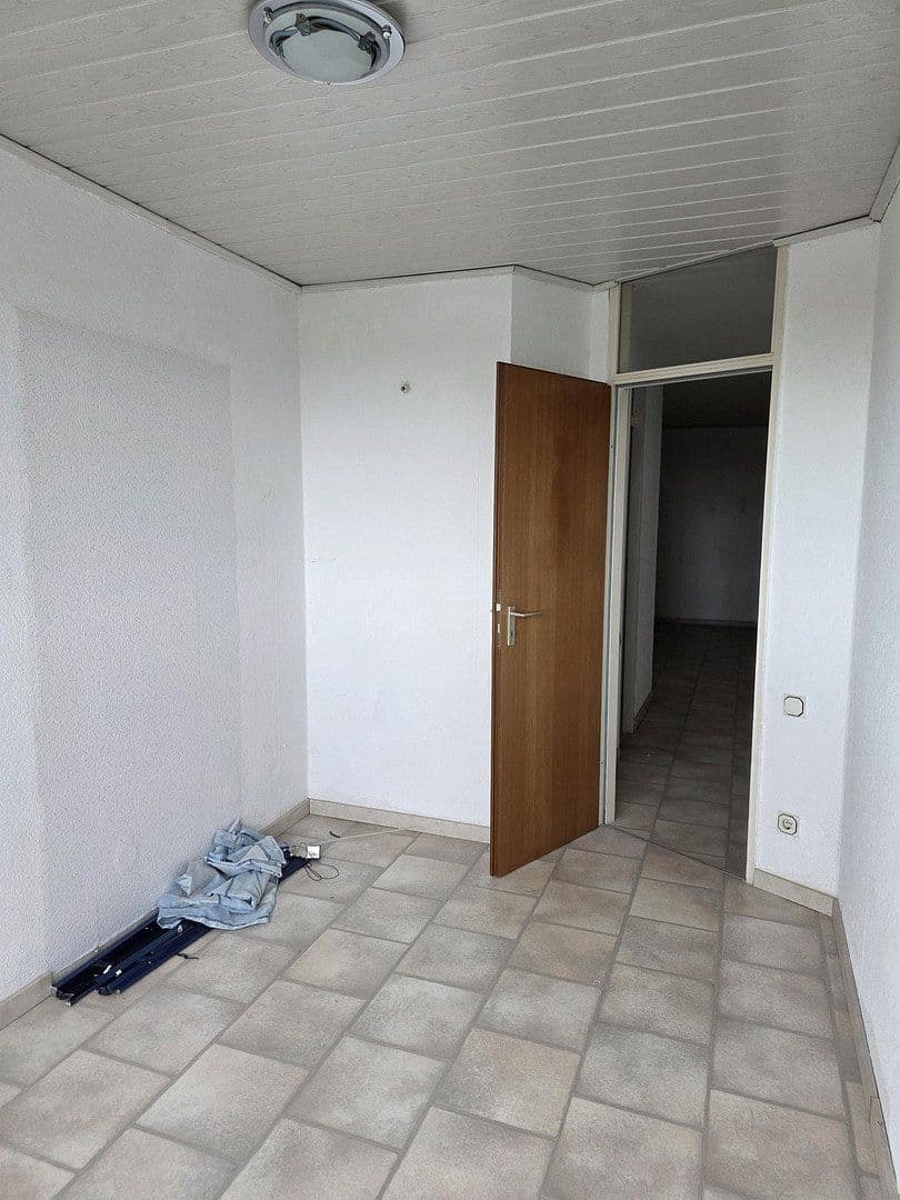 Prenájom bytu 3-izbový 100 m², Katharinenstraße 6, Essen, Severné Porýnie - Westfálsko Prenájom bytu 3-izbový 100 m², Katharinenstraße 6, Essen, Severné Porýnie - Westfálsko