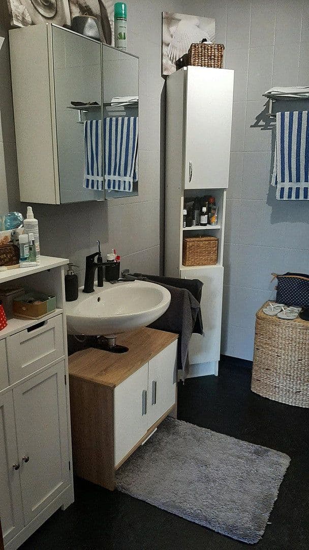 Prenájom bytu 2-izbový 80 m², Rosenstraße 5, Hohenschäftlarn, Bavorsko Prenájom bytu 2-izbový 80 m², Rosenstraße 5, Hohenschäftlarn, Bavorsko