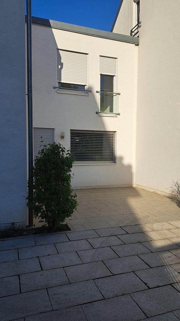 Predaj domu 205 m², pozemok 300 m², Am Dreispitz 30, Aschaffenburg, Bavorsko Predaj domu 205 m², pozemok 300 m², Am Dreispitz 30, Aschaffenburg, Bavorsko