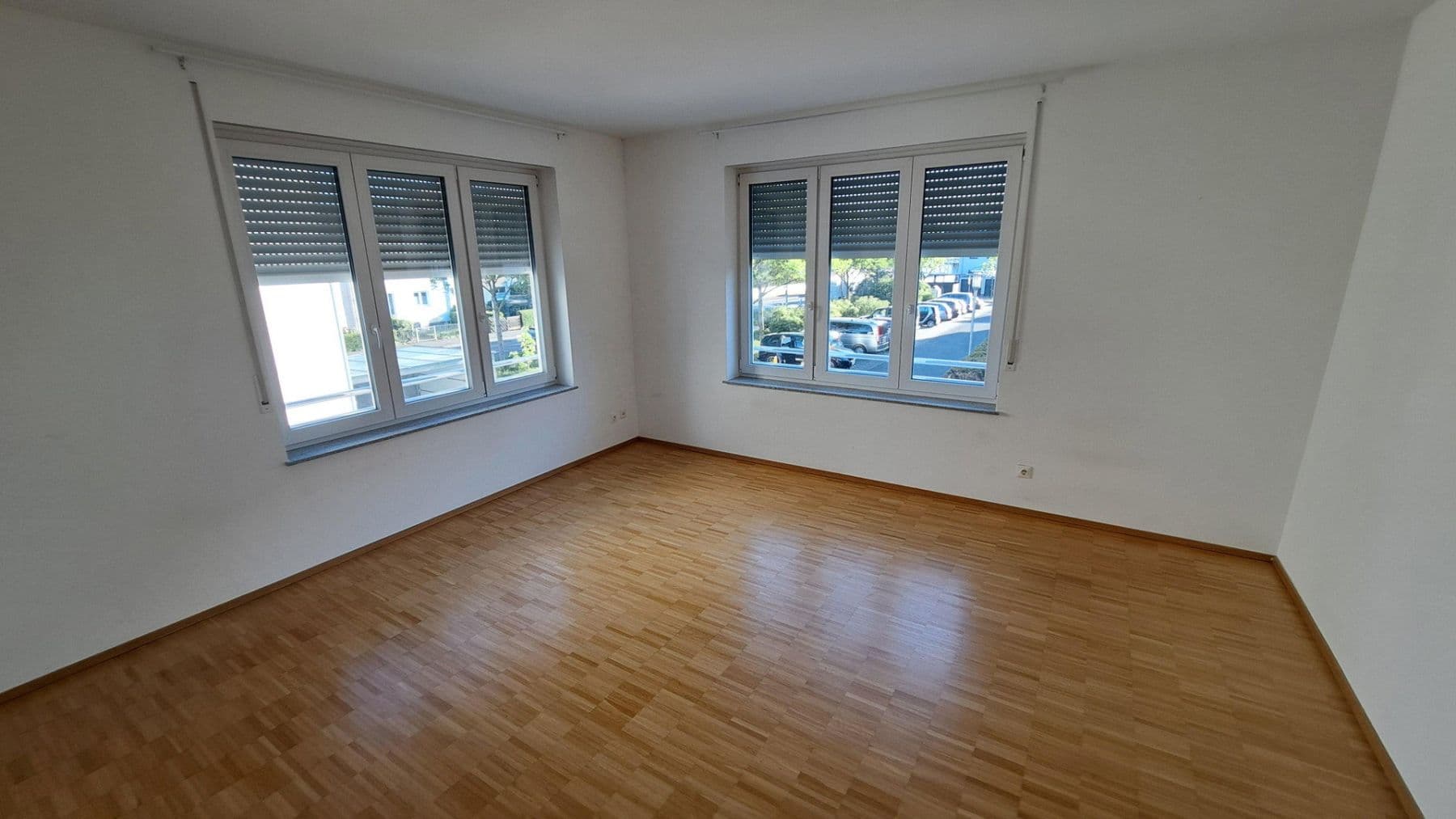 Predaj domu 205 m², pozemok 300 m², Am Dreispitz 30, Aschaffenburg, Bavorsko Predaj domu 205 m², pozemok 300 m², Am Dreispitz 30, Aschaffenburg, Bavorsko