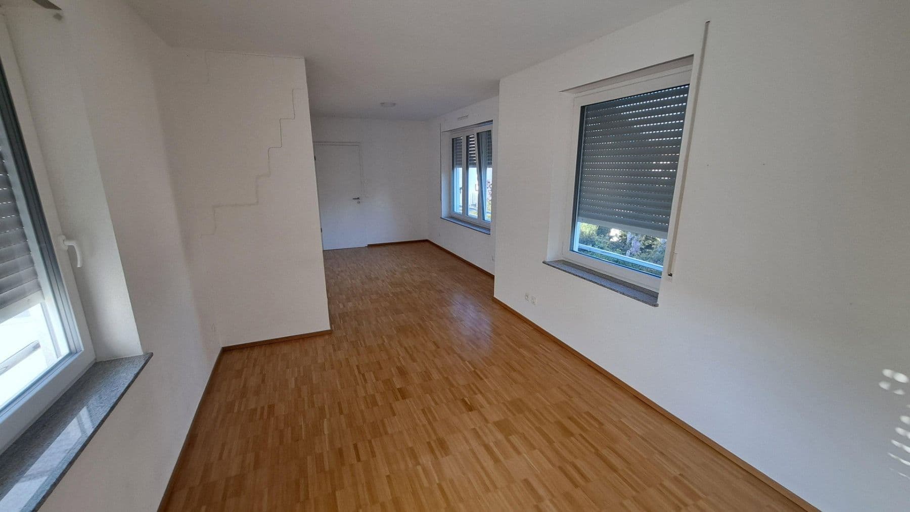 Predaj domu 205 m², pozemok 300 m², Am Dreispitz 30, Aschaffenburg, Bavorsko Predaj domu 205 m², pozemok 300 m², Am Dreispitz 30, Aschaffenburg, Bavorsko