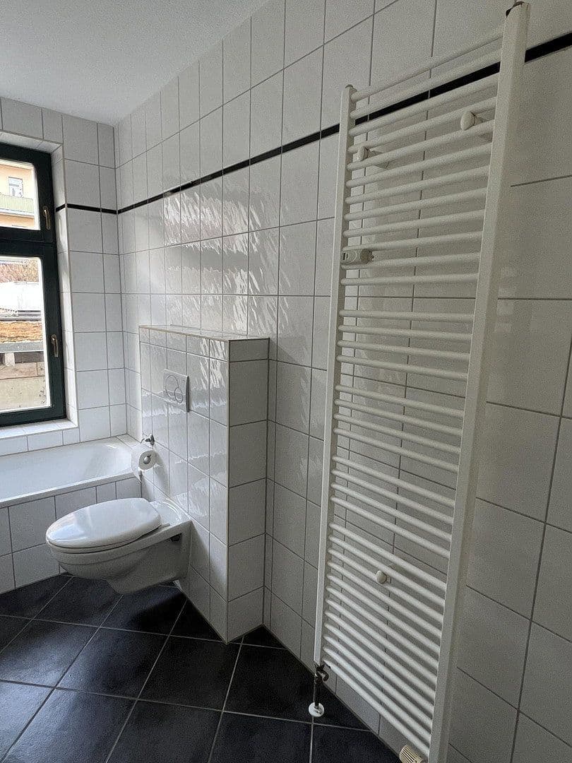 Predaj bytu 3-izbový 58 m², Sebastian-Bach-Straße, Leipzig, Sasko Predaj bytu 3-izbový 58 m², Sebastian-Bach-Straße, Leipzig, Sasko