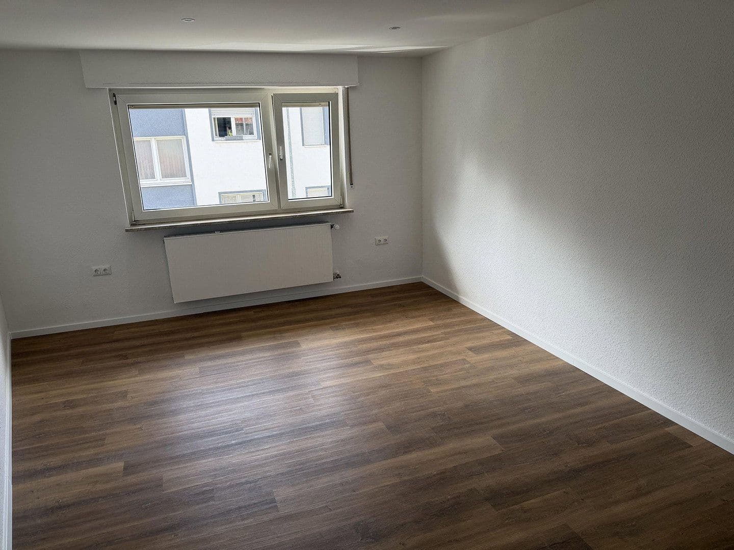 Prenájom bytu 3-izbový 74 m², Brühler Weg 46, Plankstadt, Bádensko-Wurttembersko Prenájom bytu 3-izbový 74 m², Brühler Weg 46, Plankstadt, Bádensko-Wurttembersko