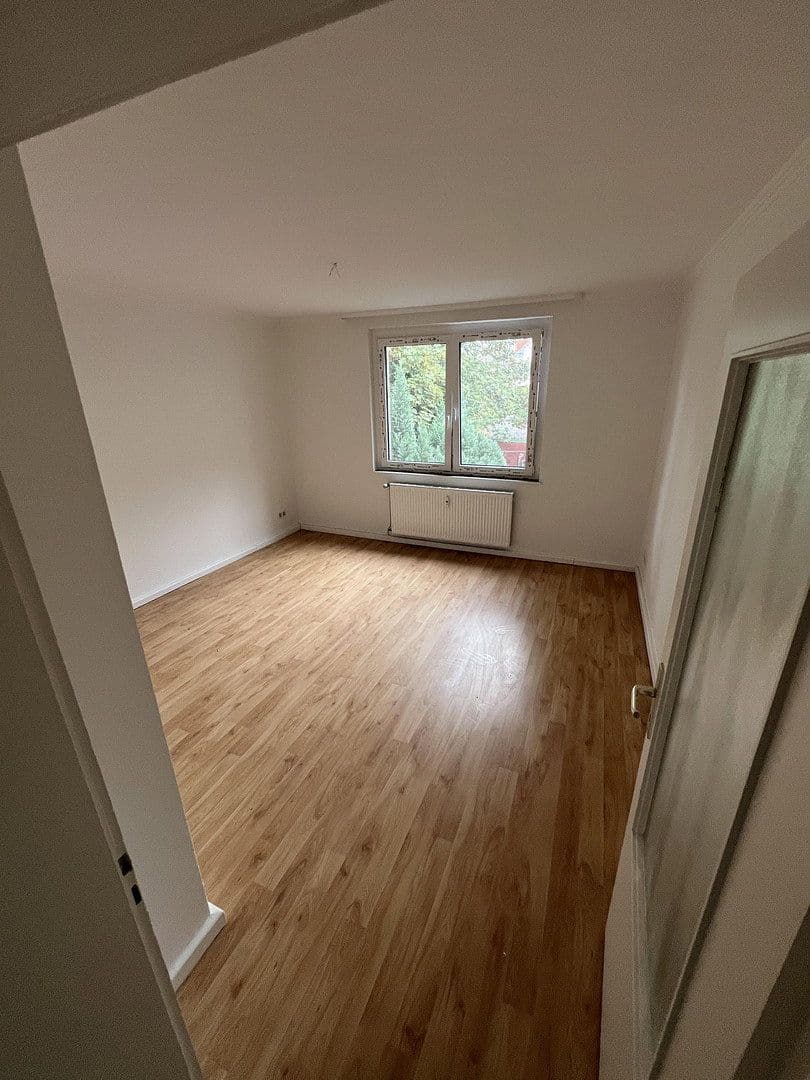 Prenájom bytu 3-izbový 65 m², Kirchhellener Str. 59, Bottrop, Severné Porýnie - Westfálsko Prenájom bytu 3-izbový 65 m², Kirchhellener Str. 59, Bottrop, Severné Porýnie - Westfálsko