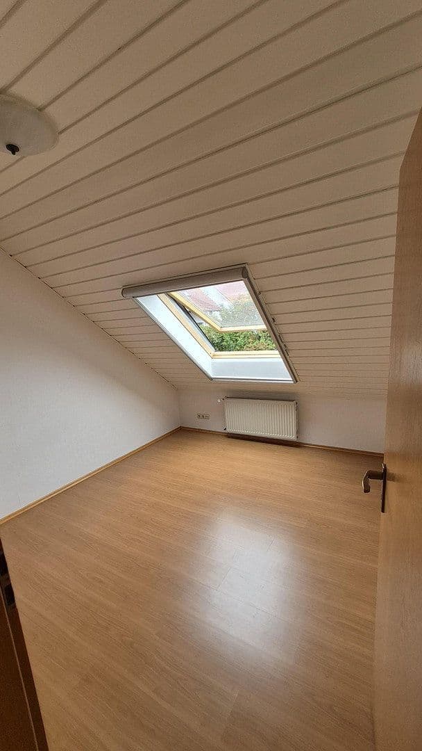 Predaj domu 154 m², pozemok 376 m², Gelnhausen, Hesensko Predaj domu 154 m², pozemok 376 m², Gelnhausen, Hesensko