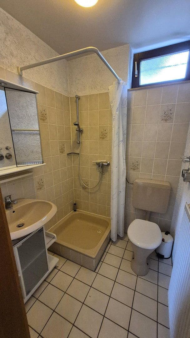 Predaj domu 154 m², pozemok 376 m², Gelnhausen, Hesensko Predaj domu 154 m², pozemok 376 m², Gelnhausen, Hesensko