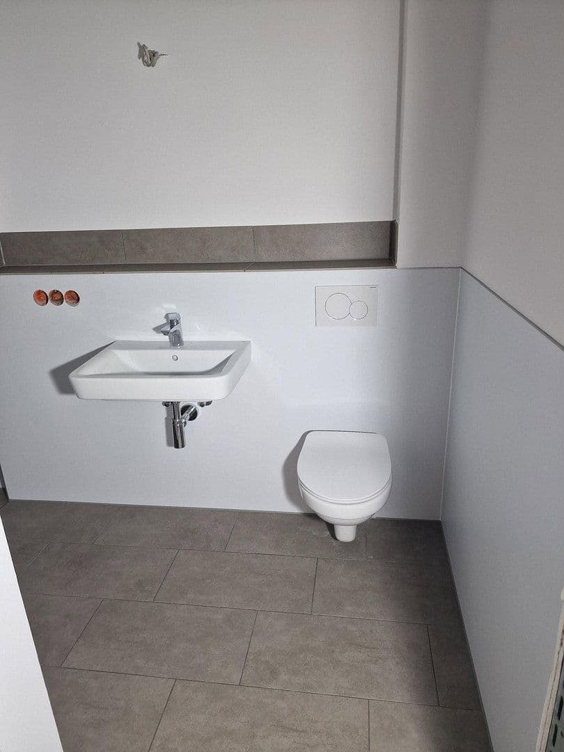 Prenájom domu 142 m², pozemok 100 m², Trebur, Hesensko Prenájom domu 142 m², pozemok 100 m², Trebur, Hesensko