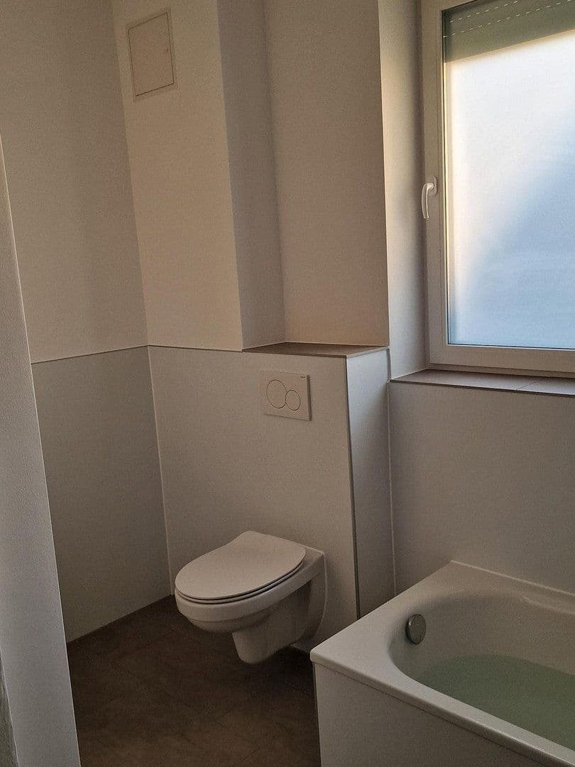 Prenájom domu 142 m², pozemok 100 m², Trebur, Hesensko Prenájom domu 142 m², pozemok 100 m², Trebur, Hesensko