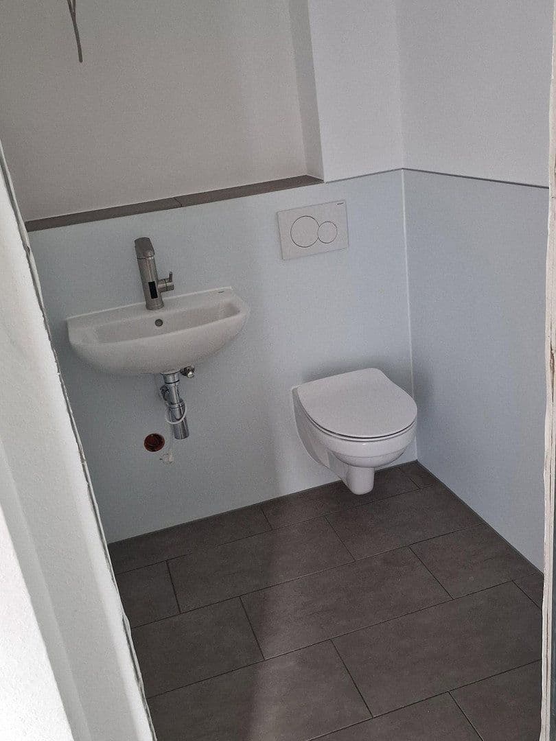 Prenájom domu 142 m², pozemok 100 m², Trebur, Hesensko Prenájom domu 142 m², pozemok 100 m², Trebur, Hesensko
