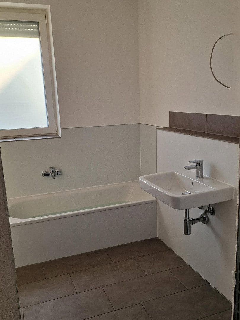 Prenájom domu 142 m², pozemok 100 m², Trebur, Hesensko Prenájom domu 142 m², pozemok 100 m², Trebur, Hesensko