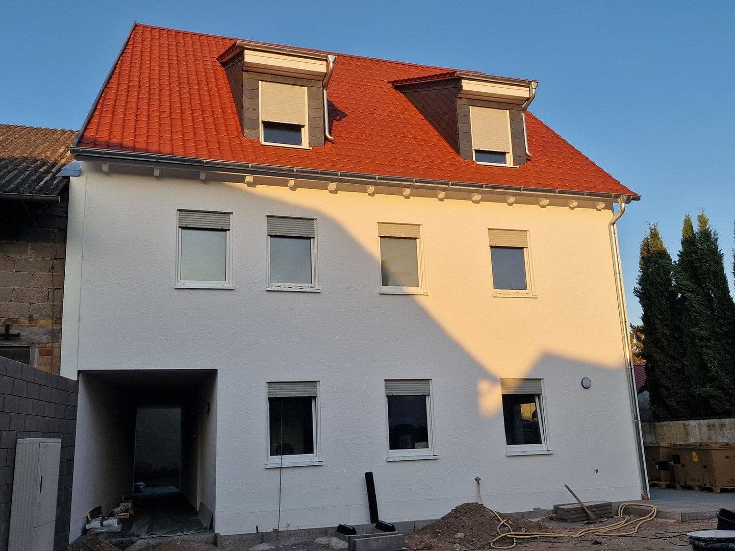 Prenájom domu 142 m², pozemok 100 m², Trebur, Hesensko Prenájom domu 142 m², pozemok 100 m², Trebur, Hesensko