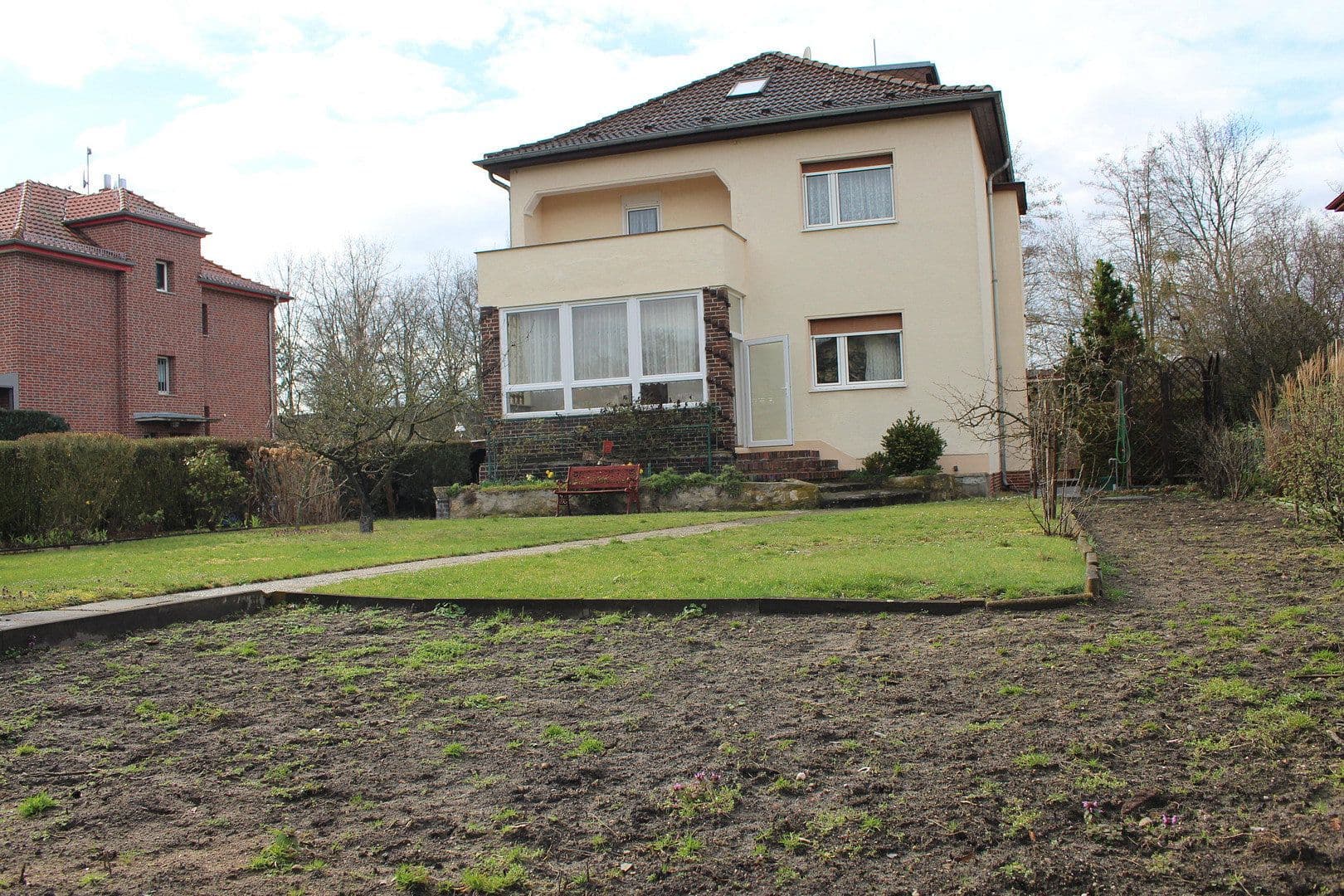 Predaj domu 200 m², pozemok 669 m², Berlin, Berlín Predaj domu 200 m², pozemok 669 m², Berlin, Berlín