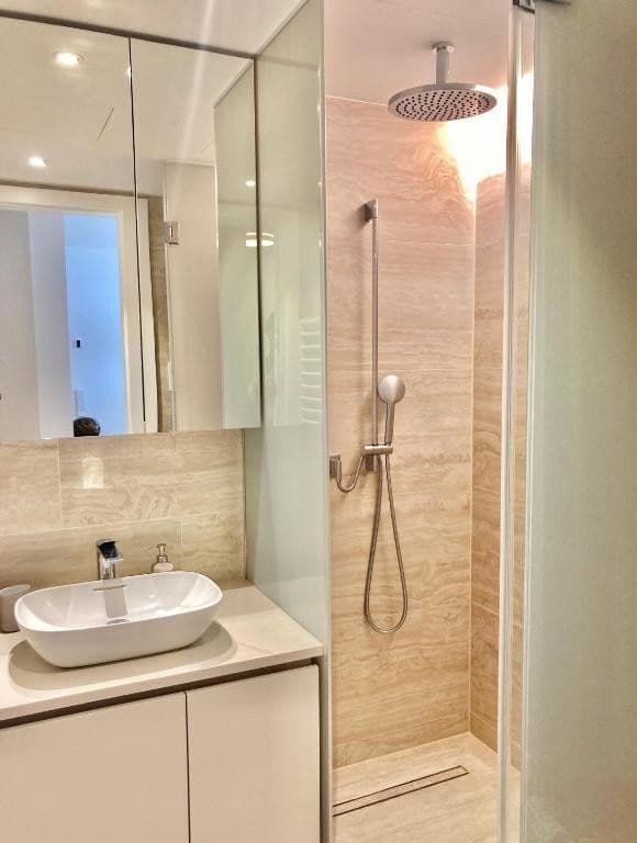 Prenájom bytu 2-izbový 50 m², Werdertorgasse 19, Wien, Viedeň Prenájom bytu 2-izbový 50 m², Werdertorgasse 19, Wien, Viedeň