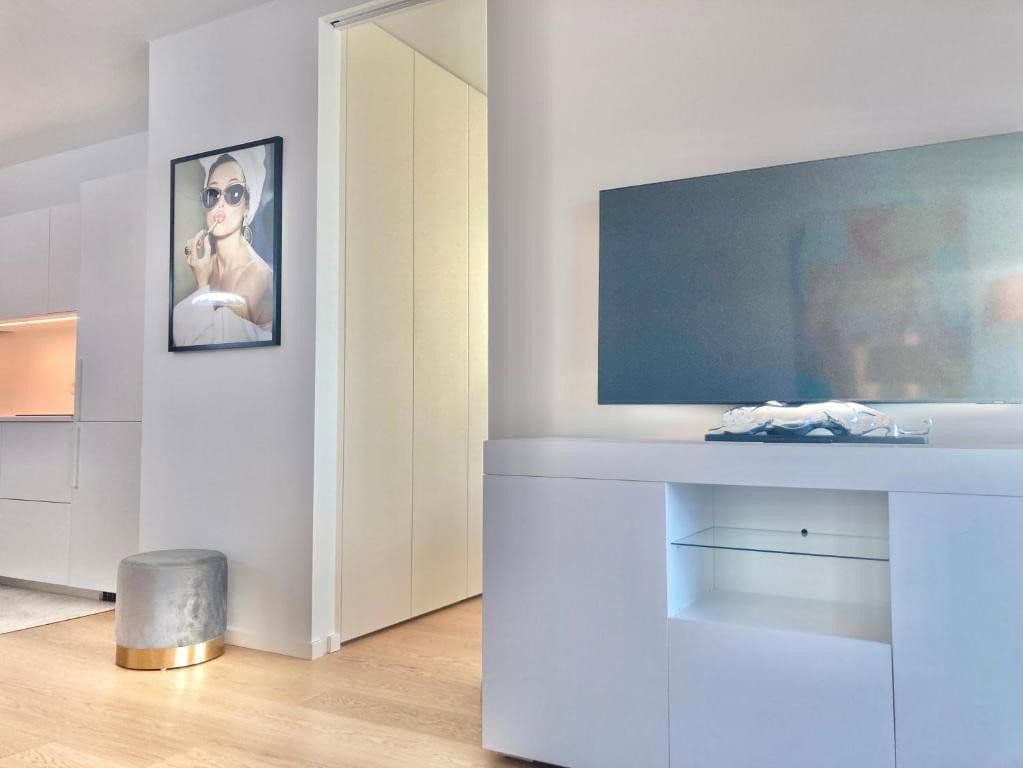 Prenájom bytu 2-izbový 50 m², Werdertorgasse 19, Wien, Viedeň Prenájom bytu 2-izbový 50 m², Werdertorgasse 19, Wien, Viedeň