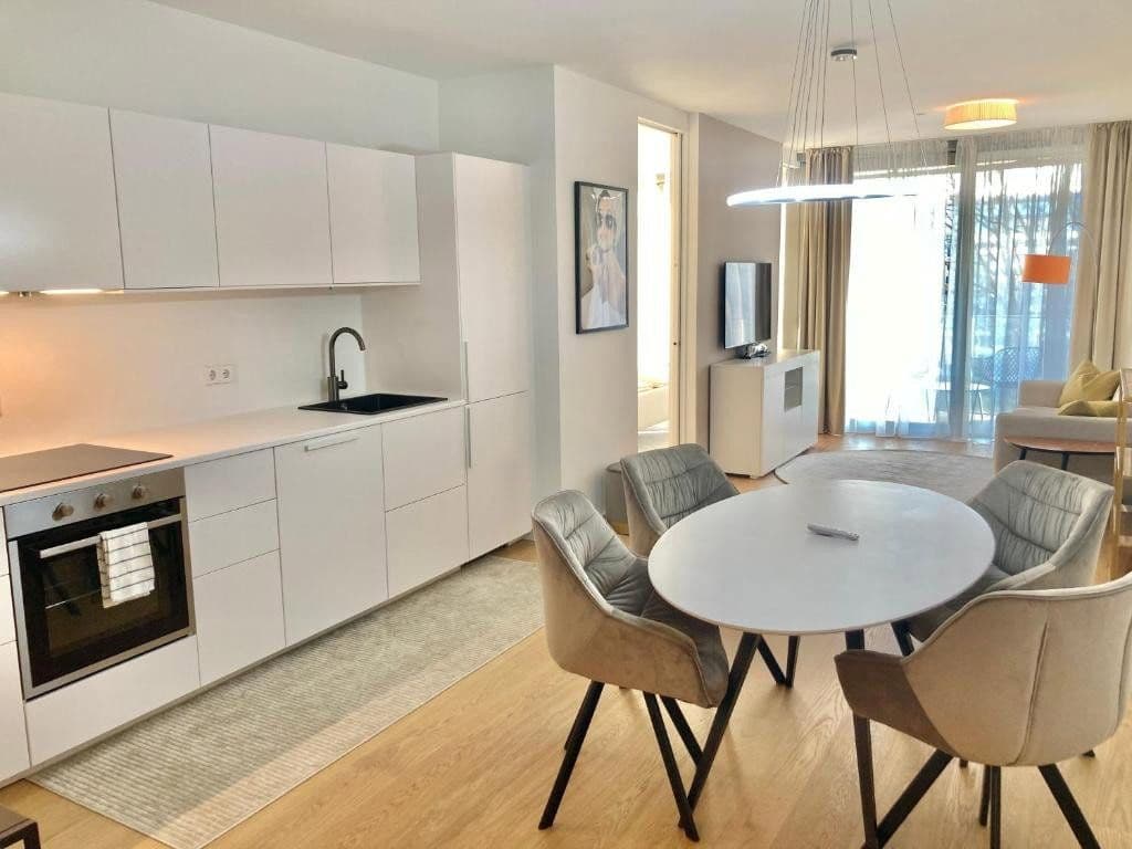 Prenájom bytu 2-izbový 50 m², Werdertorgasse 19, Wien, Viedeň Prenájom bytu 2-izbový 50 m², Werdertorgasse 19, Wien, Viedeň