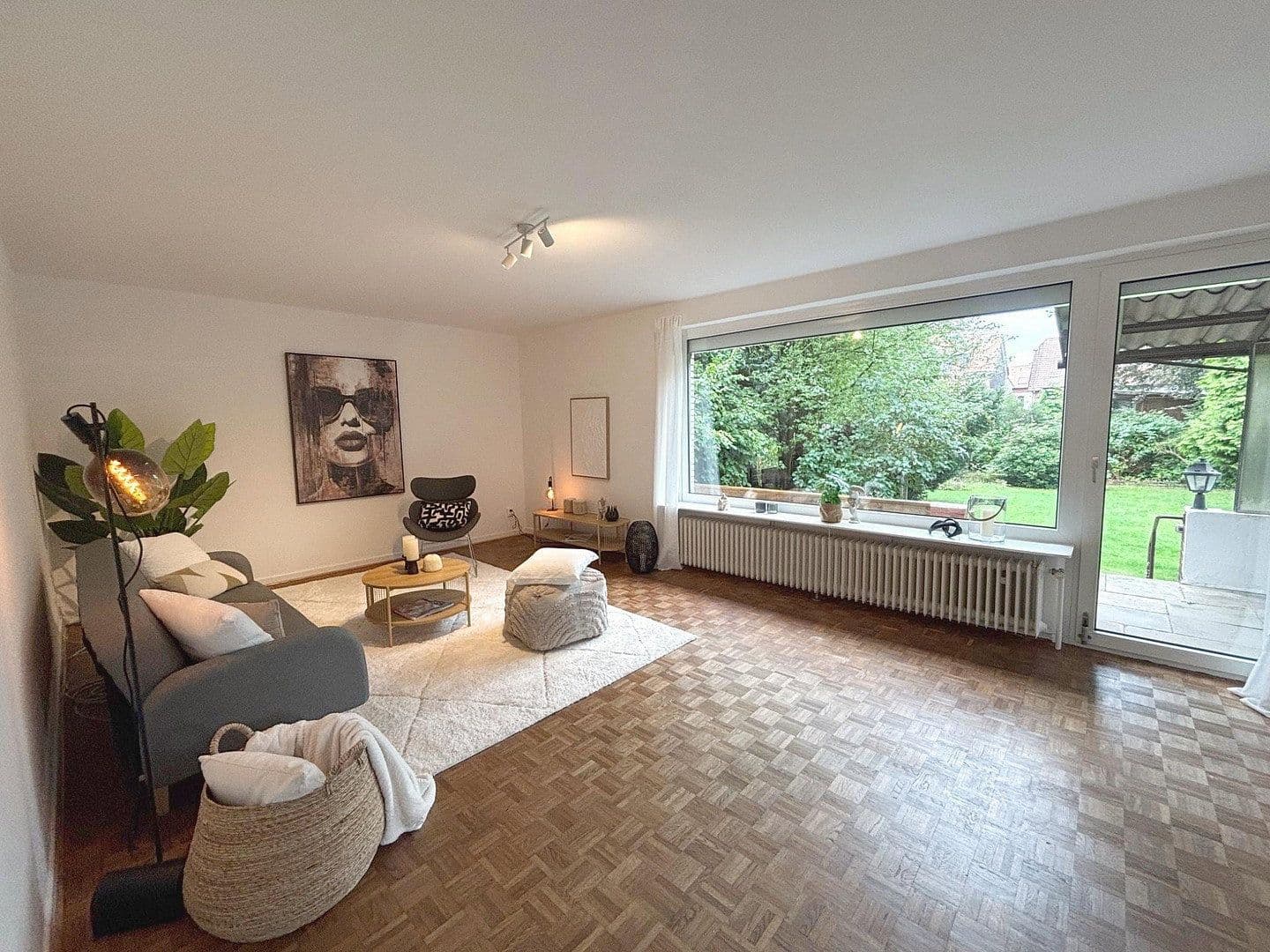 Predaj domu 135 m², pozemok 709 m², Lüneburg, Dolné Sasko Predaj domu 135 m², pozemok 709 m², Lüneburg, Dolné Sasko