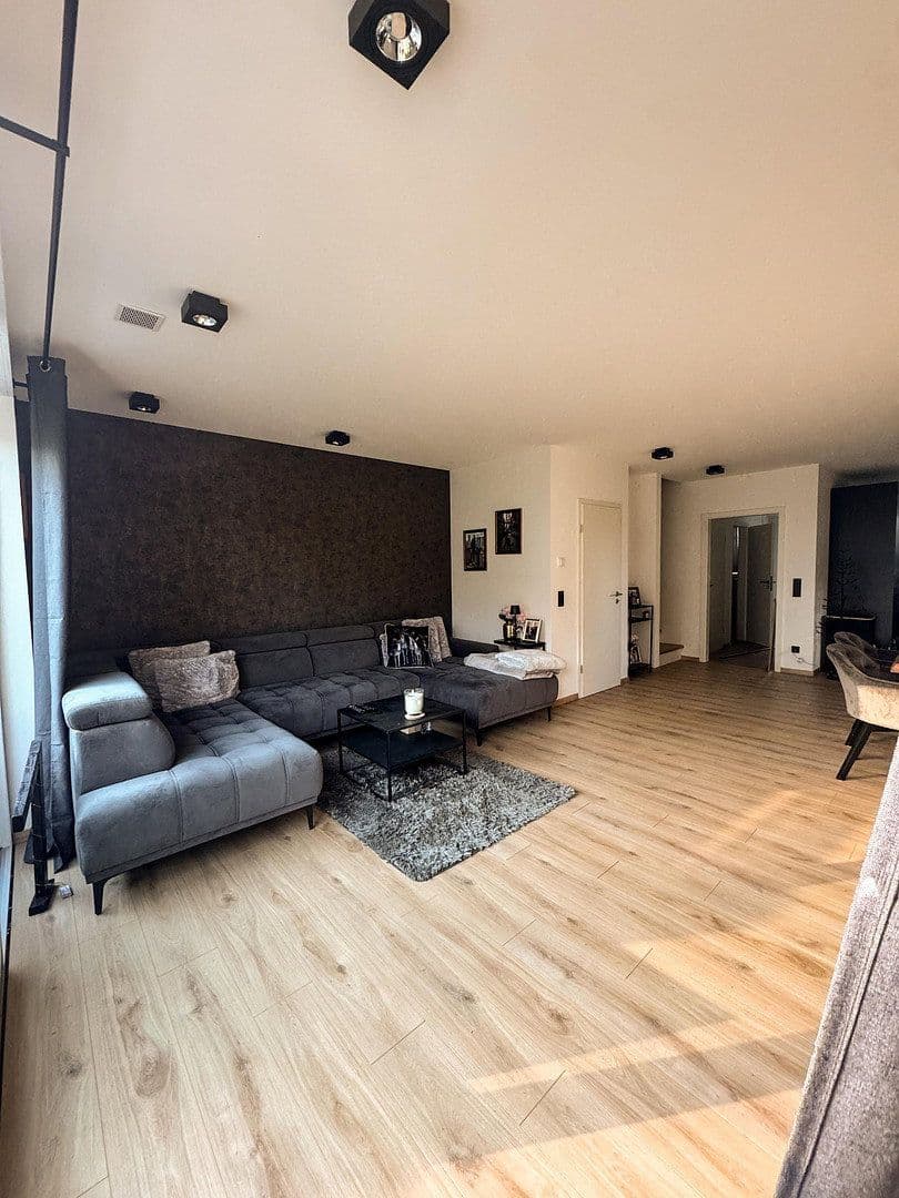 Predaj domu 130 m², pozemok 320 m², Schwerte, Severné Porýnie - Westfálsko Predaj domu 130 m², pozemok 320 m², Schwerte, Severné Porýnie - Westfálsko