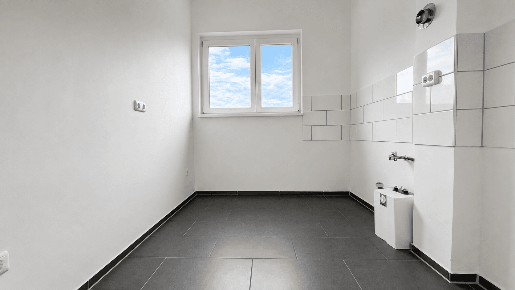 Predaj bytu 2-izbový 53 m², Holzmannstr. 21, Berlin, Berlín Predaj bytu 2-izbový 53 m², Holzmannstr. 21, Berlin, Berlín