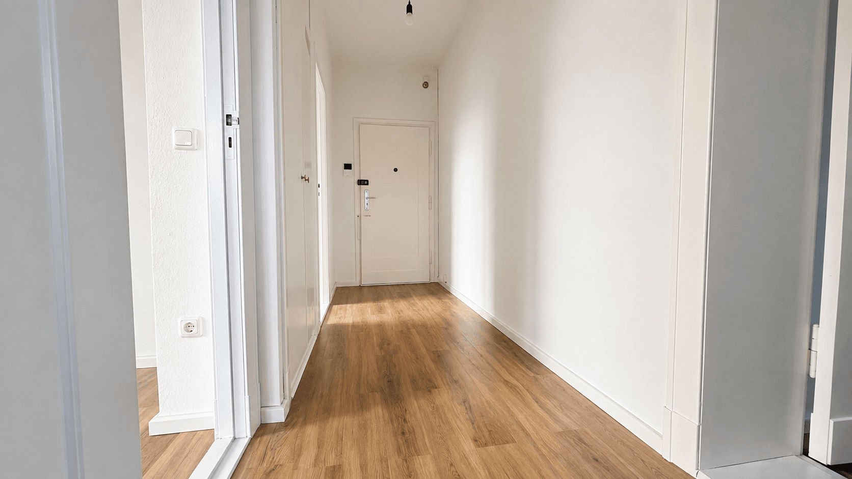 Predaj bytu 2-izbový 53 m², Holzmannstr. 21, Berlin, Berlín Predaj bytu 2-izbový 53 m², Holzmannstr. 21, Berlin, Berlín