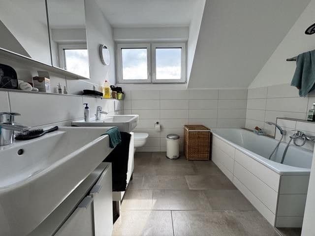 Prenájom domu 120 m², pozemok 290 m², Anna-Louisa-Karsch-Ring 12a, Rheine, Severné Porýnie - Westfálsko Prenájom domu 120 m², pozemok 290 m², Anna-Louisa-Karsch-Ring 12a, Rheine, Severné Porýnie - Westfálsko