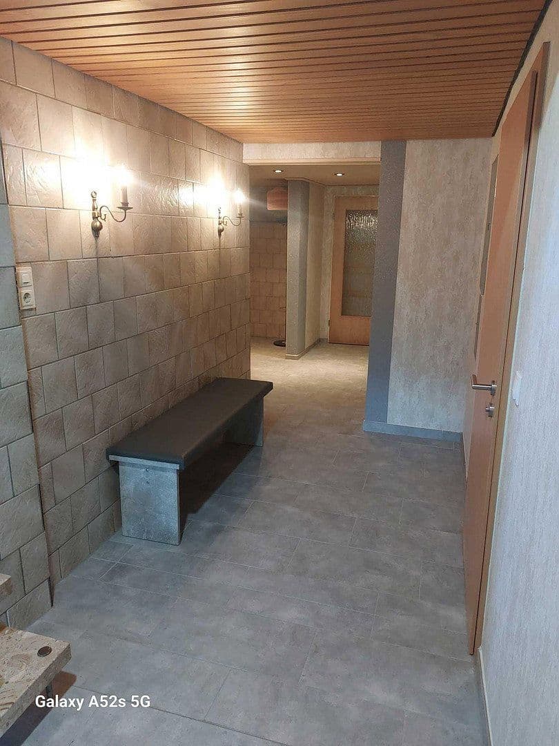 Predaj domu 240 m², pozemok 6.076 m², Friedeburg, Dolné Sasko Predaj domu 240 m², pozemok 6.076 m², Friedeburg, Dolné Sasko