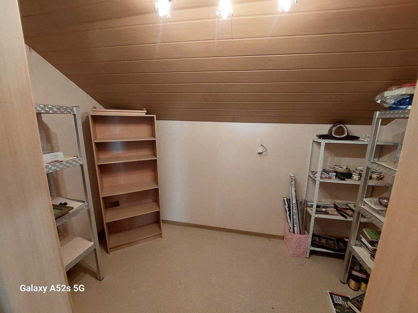 Predaj domu 240 m², pozemok 6.076 m², Friedeburg, Dolné Sasko Predaj domu 240 m², pozemok 6.076 m², Friedeburg, Dolné Sasko