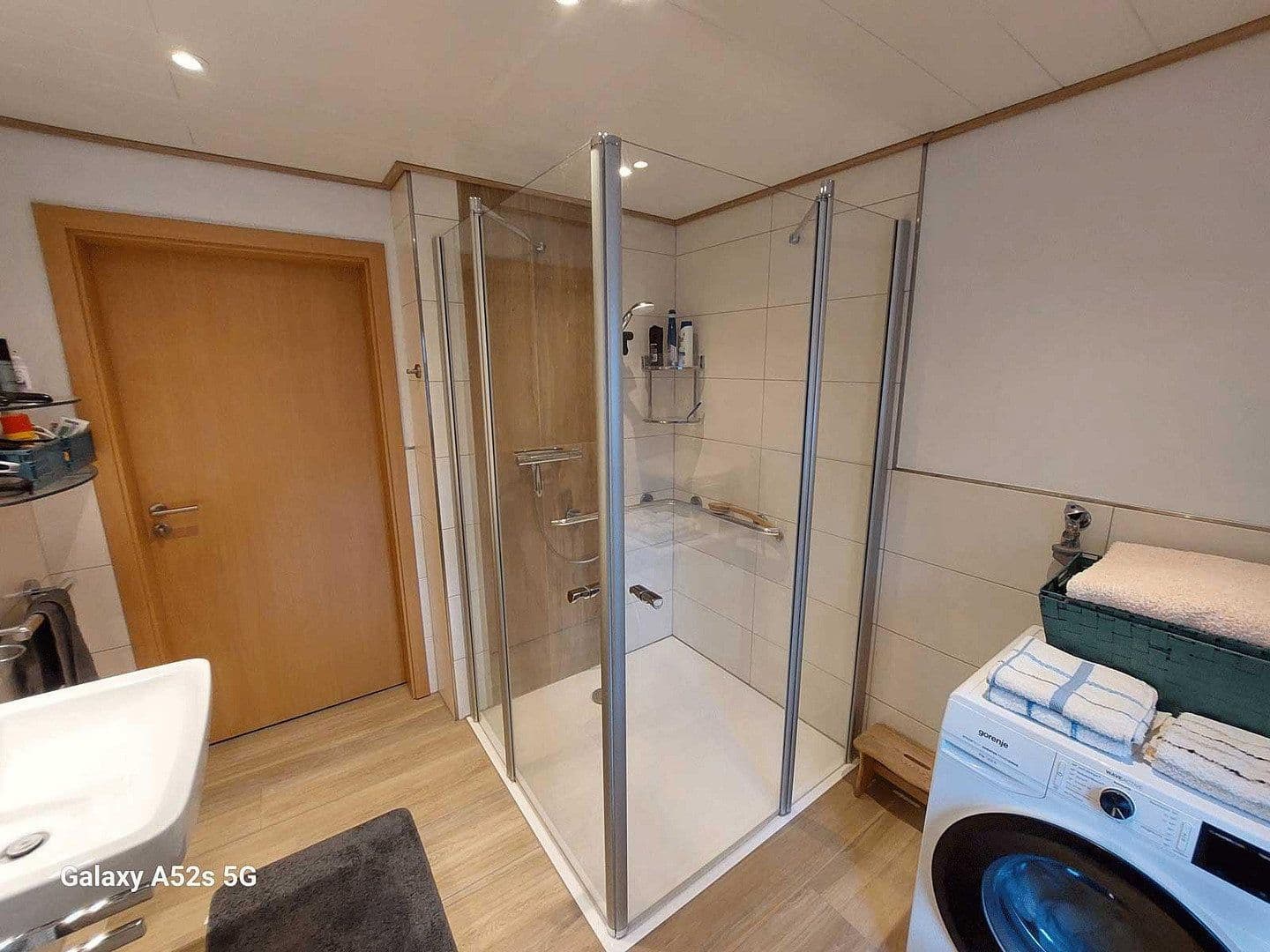 Predaj domu 240 m², pozemok 6.076 m², Friedeburg, Dolné Sasko Predaj domu 240 m², pozemok 6.076 m², Friedeburg, Dolné Sasko