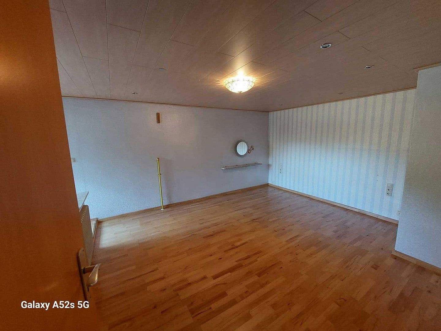 Predaj domu 240 m², pozemok 6.076 m², Friedeburg, Dolné Sasko Predaj domu 240 m², pozemok 6.076 m², Friedeburg, Dolné Sasko