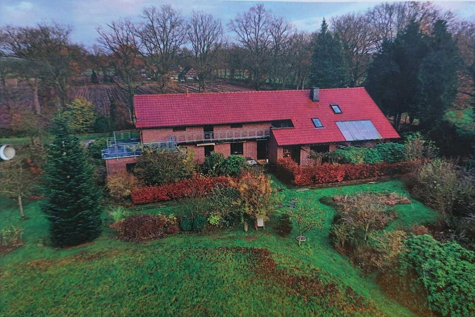 Predaj domu 240 m², pozemok 6.076 m², Friedeburg, Dolné Sasko Predaj domu 240 m², pozemok 6.076 m², Friedeburg, Dolné Sasko