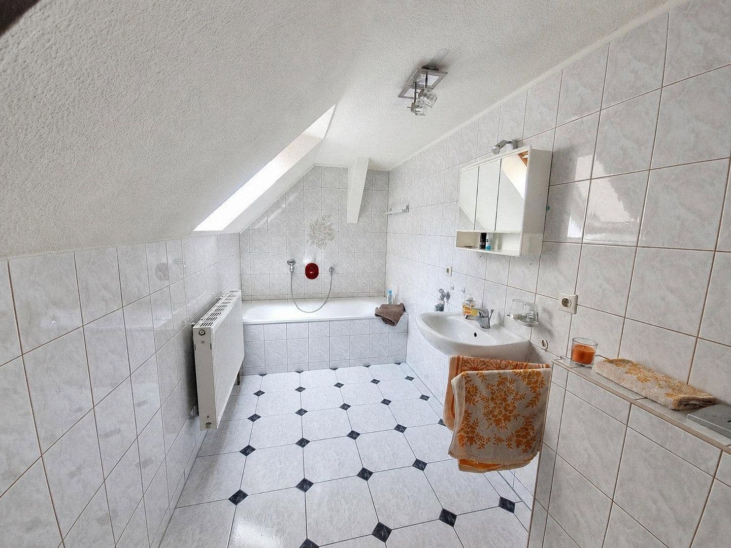 Predaj domu 250 m², pozemok 230 m², Budyšín, Sasko Predaj domu 250 m², pozemok 230 m², Budyšín, Sasko