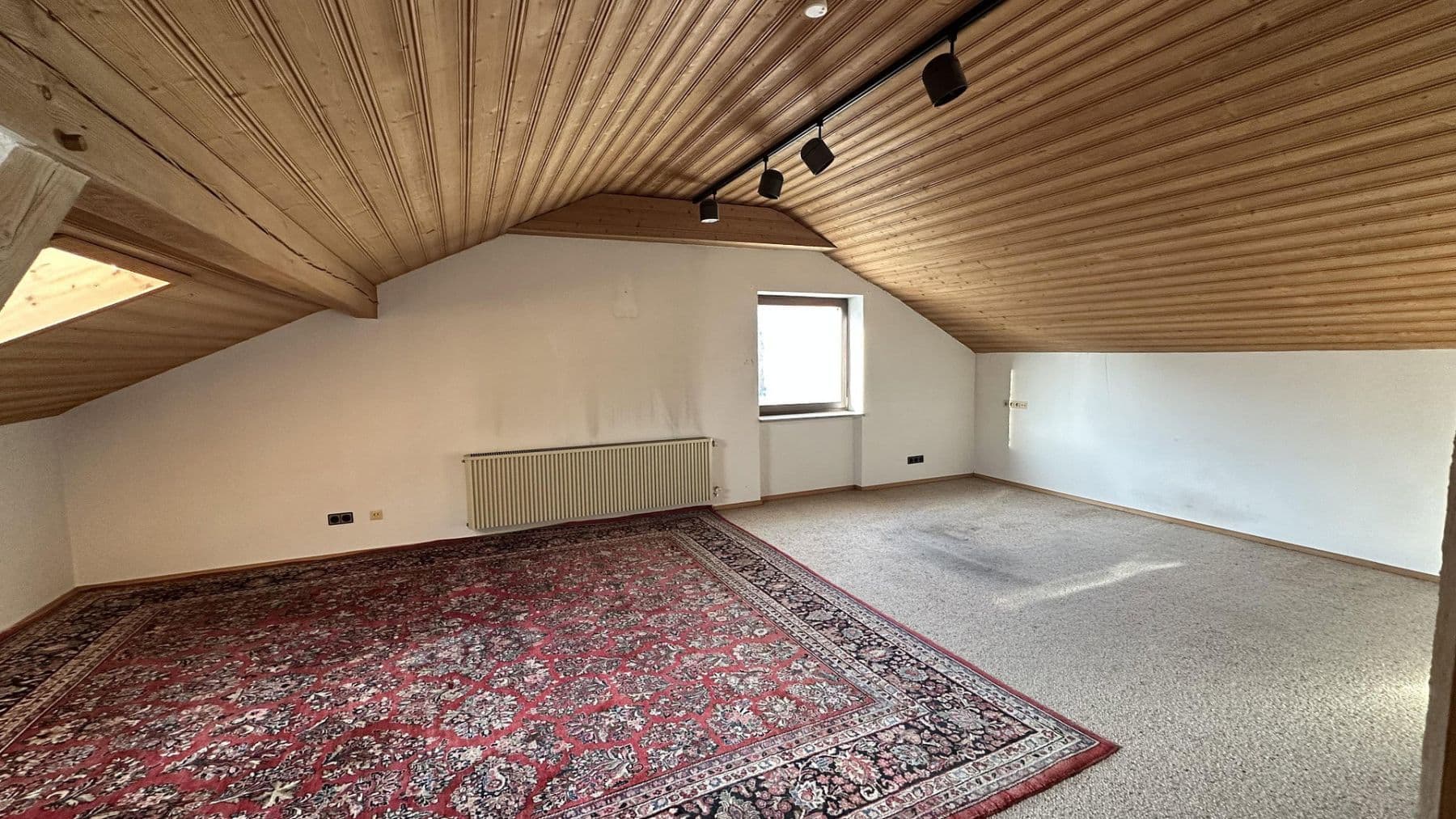 Predaj domu 163 m², pozemok 946 m², Tandern, Bavorsko Predaj domu 163 m², pozemok 946 m², Tandern, Bavorsko