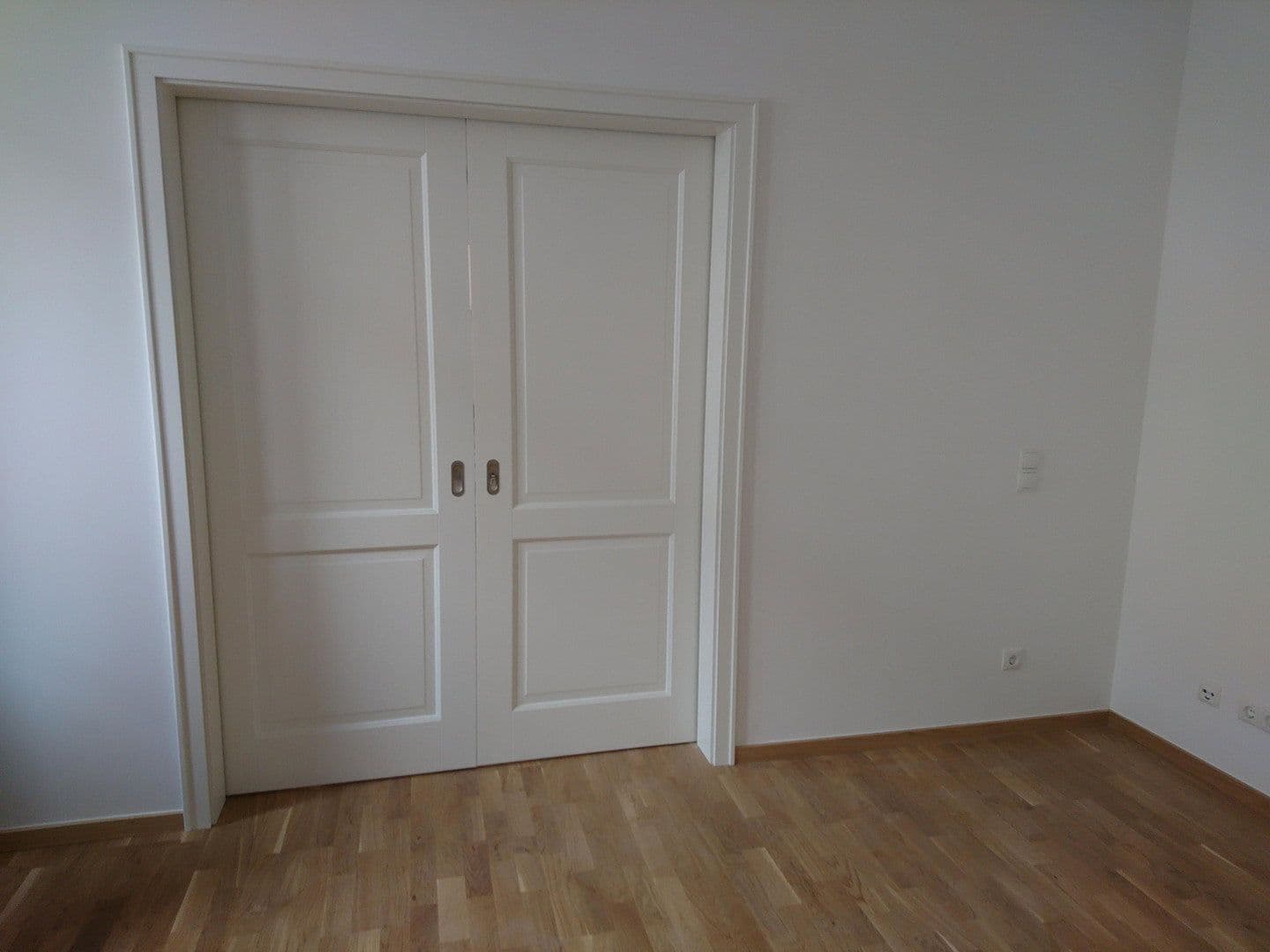 Prenájom bytu 4-izbový 112 m², Braubachstraße 27, Frankfurt, Hesensko Prenájom bytu 4-izbový 112 m², Braubachstraße 27, Frankfurt, Hesensko