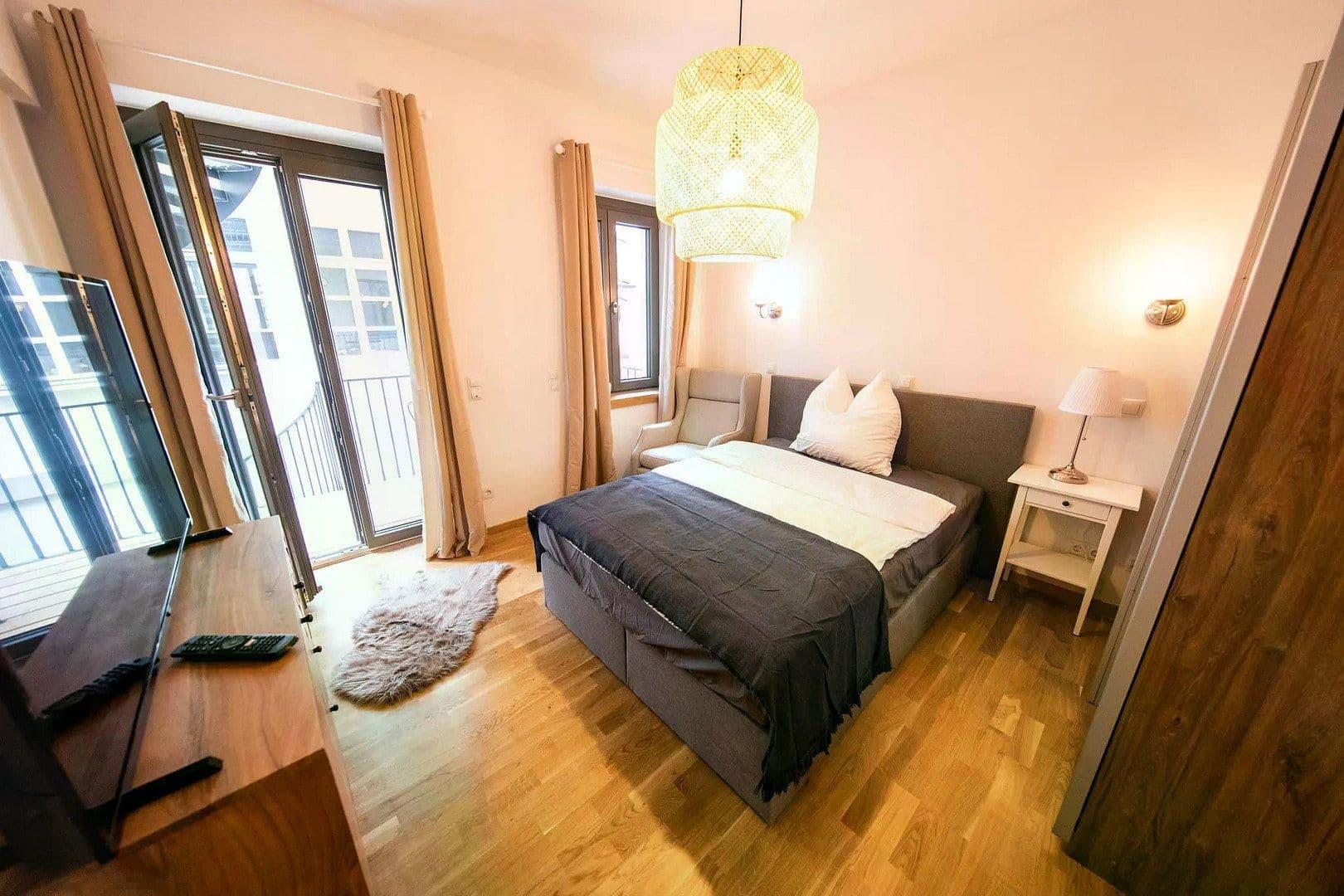 Prenájom bytu 4-izbový 112 m², Braubachstraße 27, Frankfurt, Hesensko Prenájom bytu 4-izbový 112 m², Braubachstraße 27, Frankfurt, Hesensko