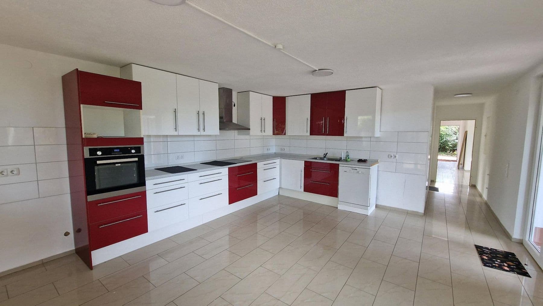 Predaj domu 210 m², pozemok 1.451 m², Am Kirschberg 29, Worms, Porýnie-Falcko Predaj domu 210 m², pozemok 1.451 m², Am Kirschberg 29, Worms, Porýnie-Falcko