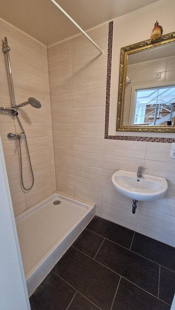 Predaj domu 210 m², pozemok 1.451 m², Am Kirschberg 29, Worms, Porýnie-Falcko Predaj domu 210 m², pozemok 1.451 m², Am Kirschberg 29, Worms, Porýnie-Falcko