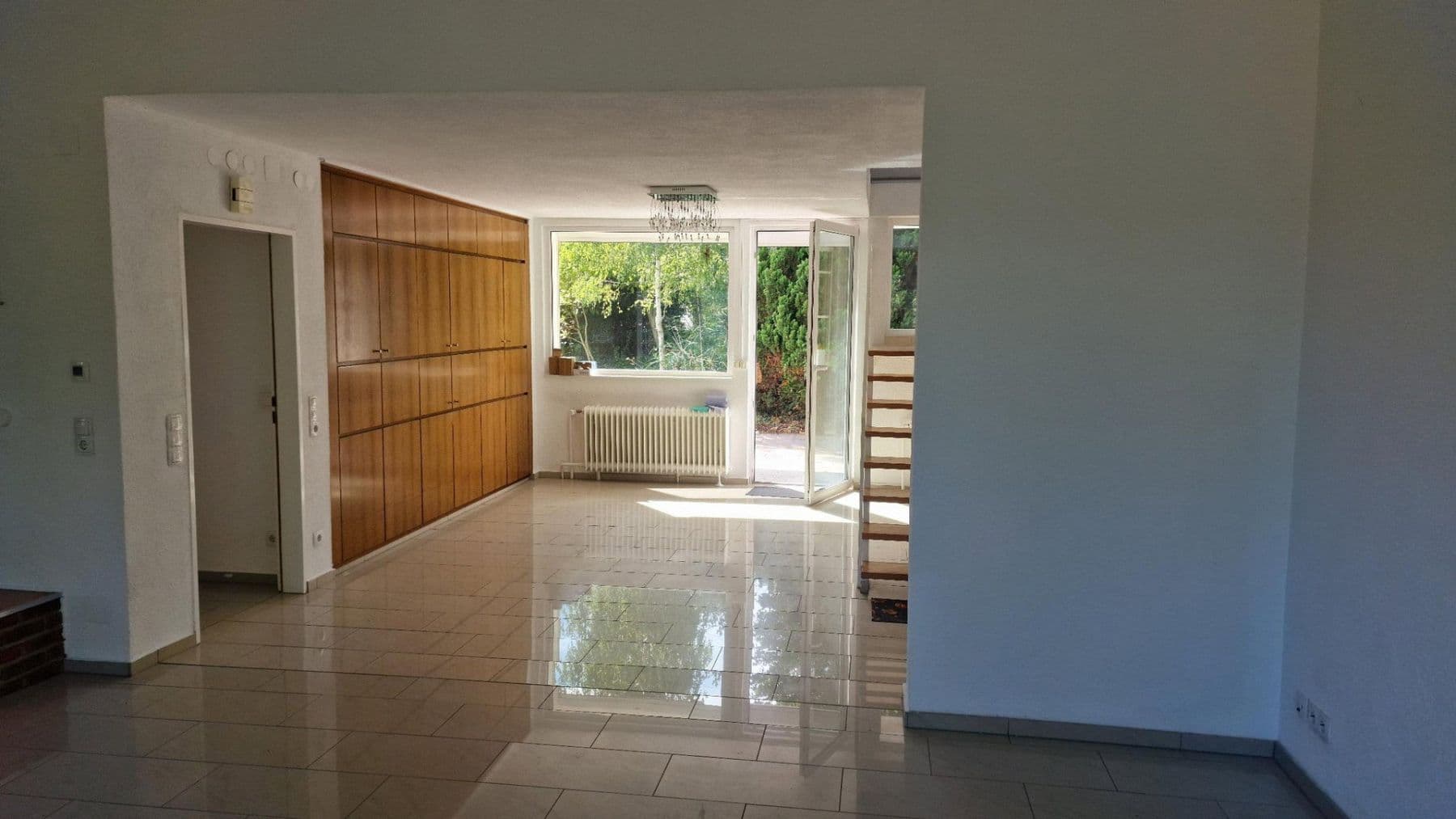 Predaj domu 210 m², pozemok 1.451 m², Am Kirschberg 29, Worms, Porýnie-Falcko Predaj domu 210 m², pozemok 1.451 m², Am Kirschberg 29, Worms, Porýnie-Falcko