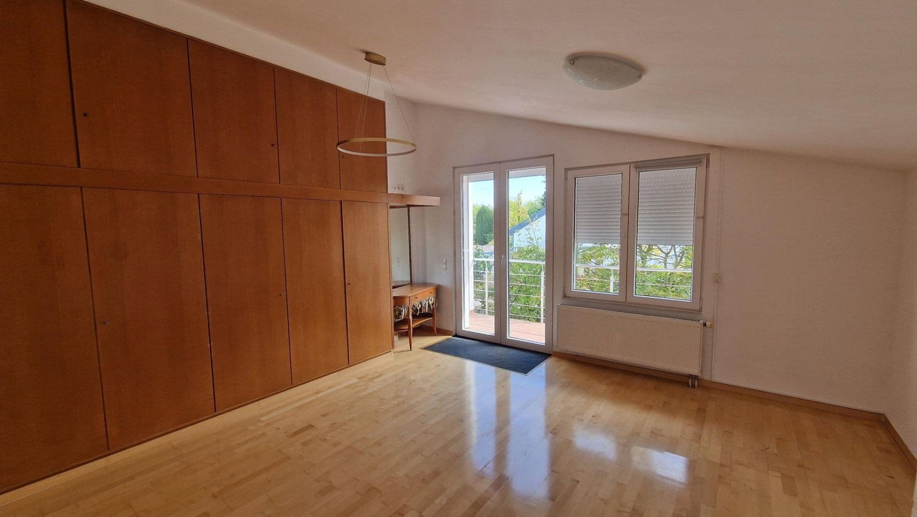 Predaj domu 210 m², pozemok 1.451 m², Am Kirschberg 29, Worms, Porýnie-Falcko Predaj domu 210 m², pozemok 1.451 m², Am Kirschberg 29, Worms, Porýnie-Falcko