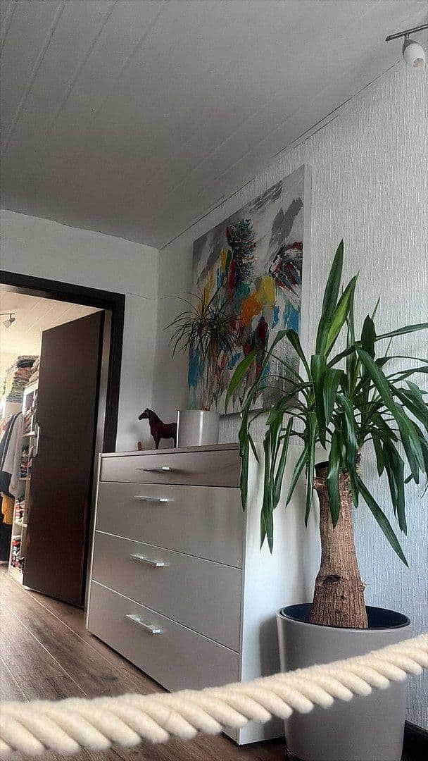 Predaj domu 175 m², pozemok 1.797 m², St.-Martin-Str. 20, Daiting, Bavorsko Predaj domu 175 m², pozemok 1.797 m², St.-Martin-Str. 20, Daiting, Bavorsko