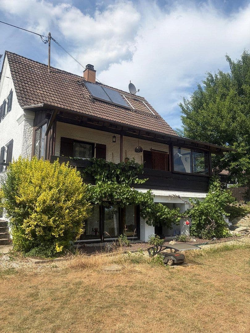 Predaj domu 175 m², pozemok 1.797 m², St.-Martin-Str. 20, Daiting, Bavorsko Predaj domu 175 m², pozemok 1.797 m², St.-Martin-Str. 20, Daiting, Bavorsko