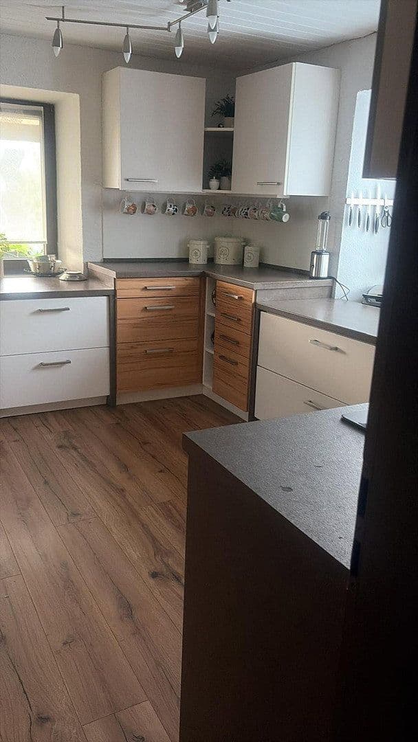 Predaj domu 175 m², pozemok 1.797 m², St.-Martin-Str. 20, Daiting, Bavorsko Predaj domu 175 m², pozemok 1.797 m², St.-Martin-Str. 20, Daiting, Bavorsko