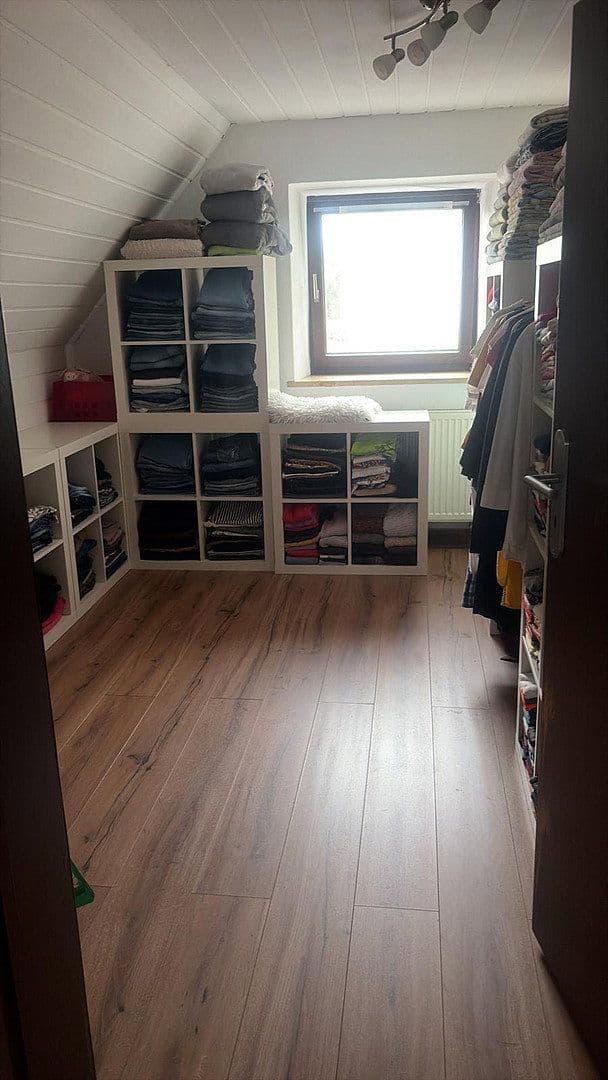 Predaj domu 175 m², pozemok 1.797 m², St.-Martin-Str. 20, Daiting, Bavorsko Predaj domu 175 m², pozemok 1.797 m², St.-Martin-Str. 20, Daiting, Bavorsko
