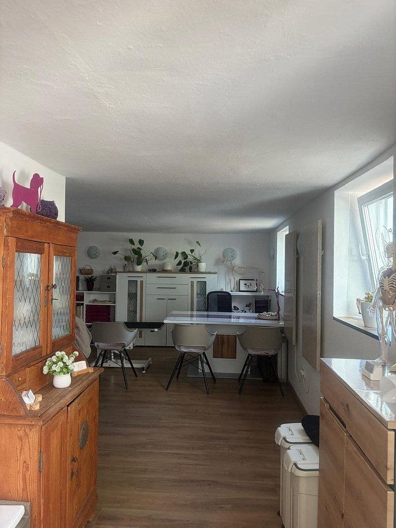 Predaj domu 175 m², pozemok 1.797 m², St.-Martin-Str. 20, Daiting, Bavorsko Predaj domu 175 m², pozemok 1.797 m², St.-Martin-Str. 20, Daiting, Bavorsko