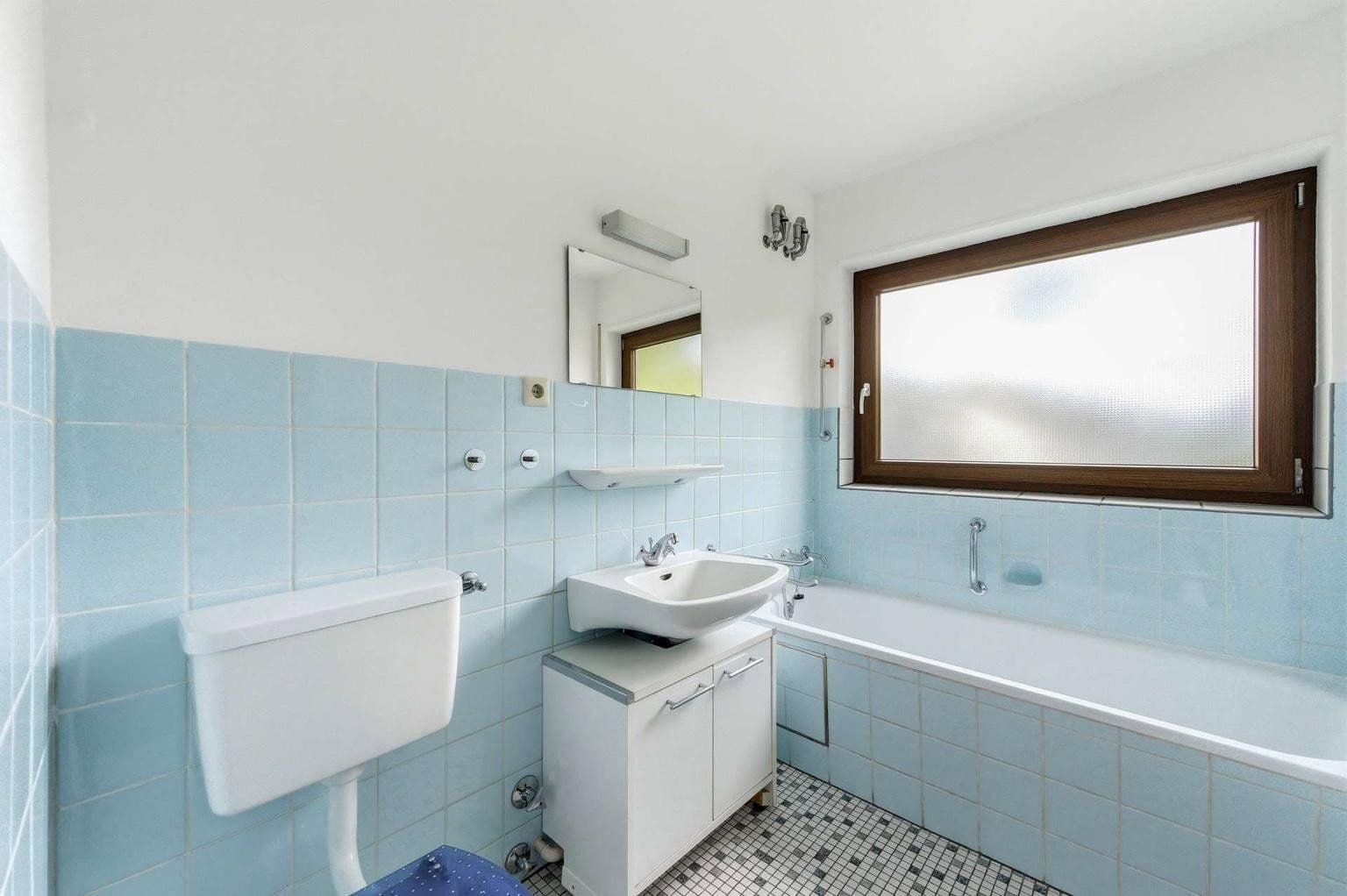 Prenájom bytu 3-izbový 70 m², Spitzwegstraße 23, Heilbronn-Sontheim, Bádensko-Wurttembersko Prenájom bytu 3-izbový 70 m², Spitzwegstraße 23, Heilbronn-Sontheim, Bádensko-Wurttembersko