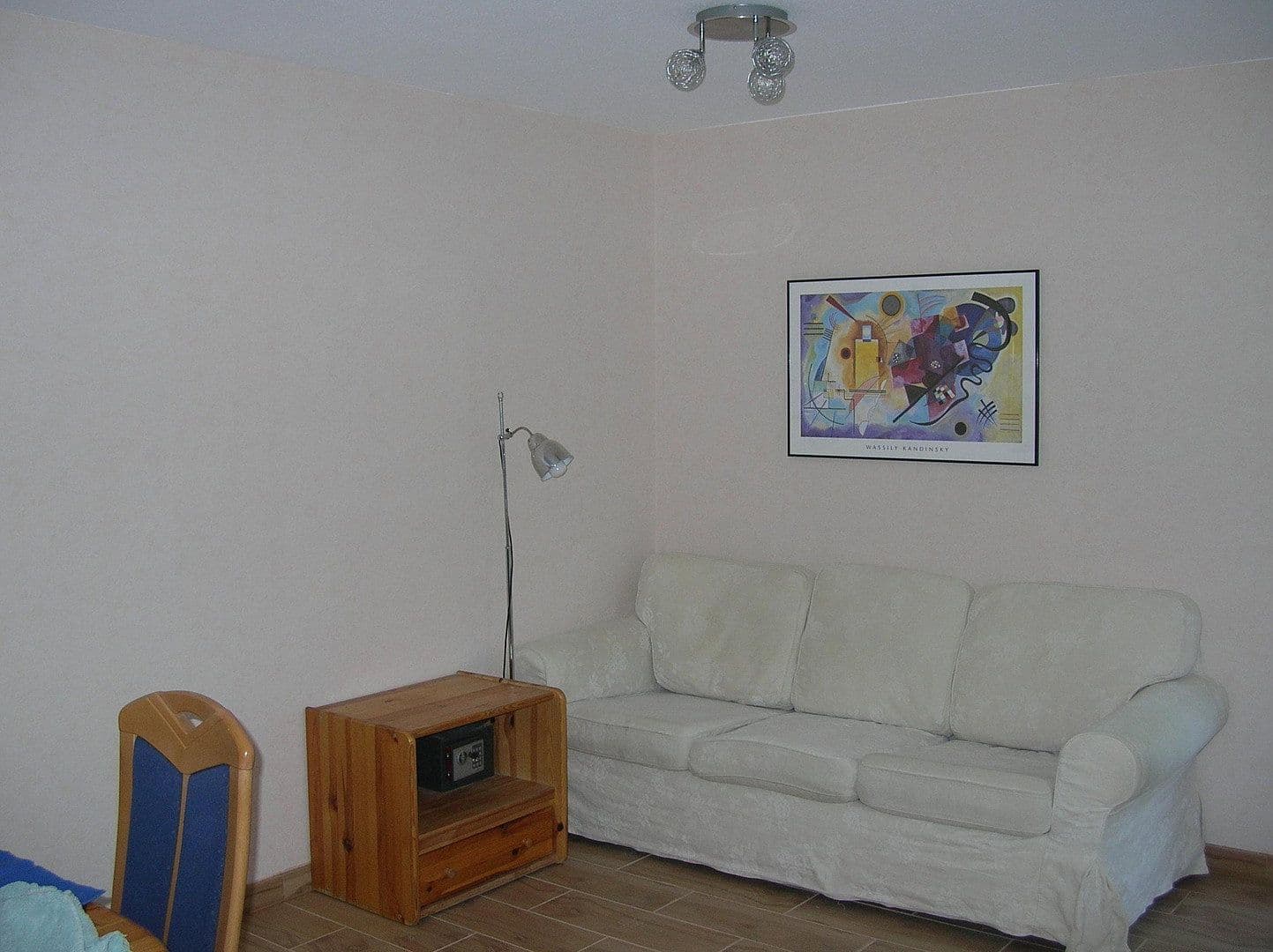 Prenájom bytu 2-izbový 70 m², Karlsruhe, Bádensko-Wurttembersko Prenájom bytu 2-izbový 70 m², Karlsruhe, Bádensko-Wurttembersko
