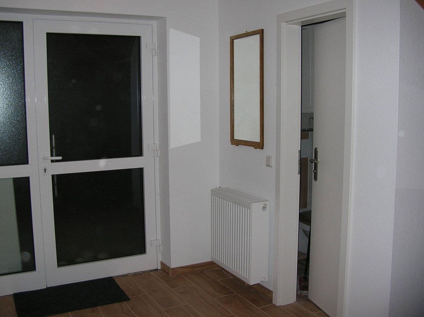 Prenájom bytu 2-izbový 70 m², Karlsruhe, Bádensko-Wurttembersko Prenájom bytu 2-izbový 70 m², Karlsruhe, Bádensko-Wurttembersko