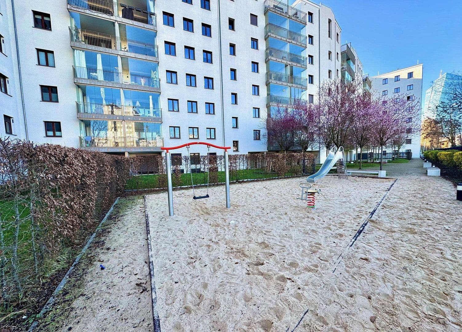 Predaj bytu 4-izbový 144 m², Frankfurt am Main, Hesensko Predaj bytu 4-izbový 144 m², Frankfurt am Main, Hesensko