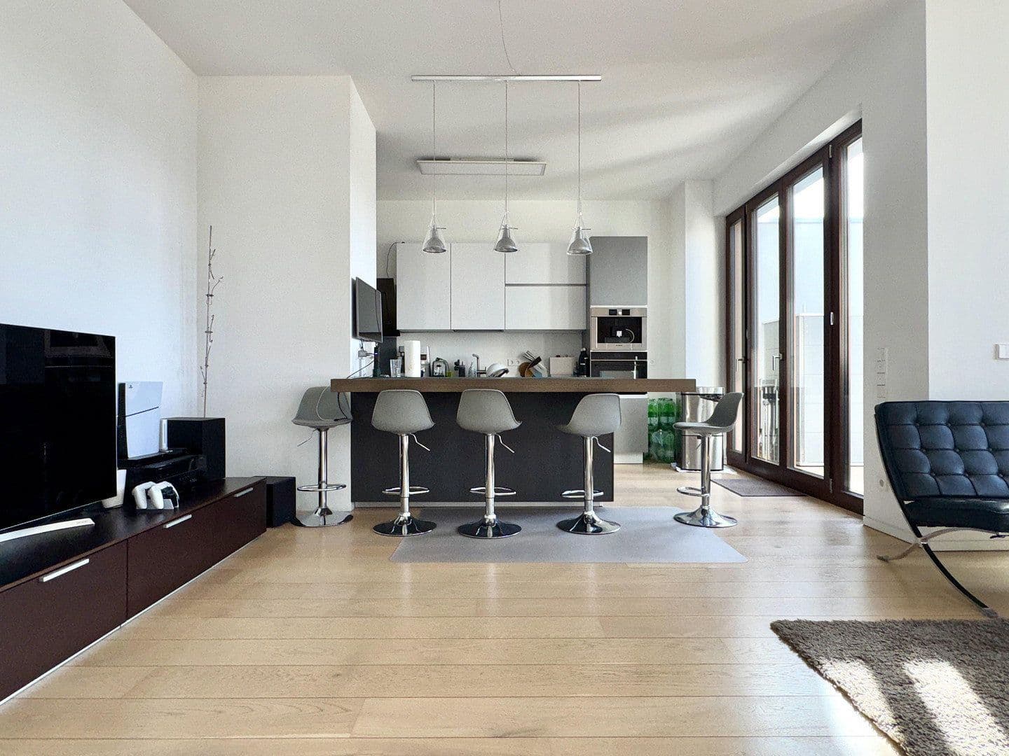 Predaj bytu 4-izbový 144 m², Frankfurt am Main, Hesensko Predaj bytu 4-izbový 144 m², Frankfurt am Main, Hesensko
